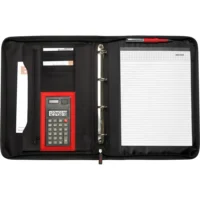 Konferenčna mapa velikosti približno A4 z beležnico in kalkulatorjem črna